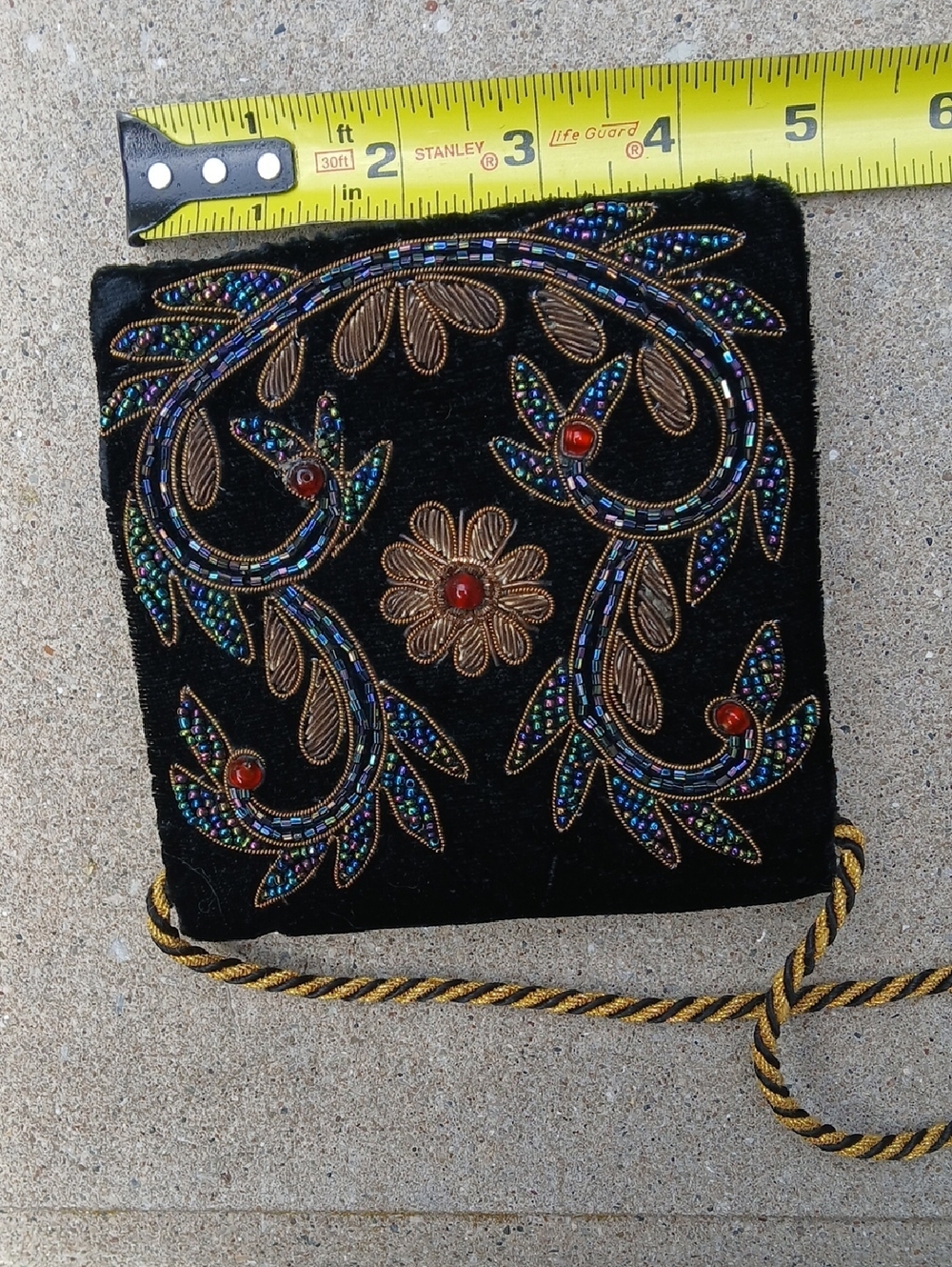 Velvet Beaded Artwork Bag - Picture 11 of 12